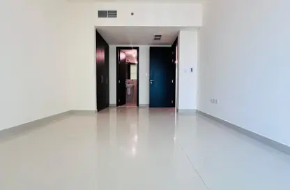 Apartment - 3 Bedrooms - 5 Bathrooms for sale in Tala Tower - Marina Square - Al Reem Island - Abu Dhabi