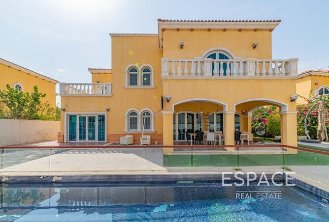 Partial Upgrade | Large Plot | Pool