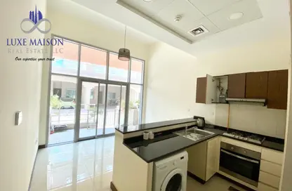 شقة - 1 حمام للبيع في فيلا مايرا - منطقة 15 - قرية جميرا الدائرية - دبي