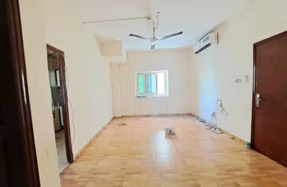 Apartment - Studio - 1 Bathroom for rent in Fire Station Road - Muwaileh - Sharjah