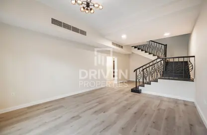 Villa - 4 Bedrooms - 6 Bathrooms for rent in Al Barsha 1 Villas - Al Barsha 1 - Al Barsha - Dubai Villa - 4 Bedrooms - 6 Bathrooms for rent in Al Barsha 1 Villas - Al Barsha 1 - Al Barsha - Dubai