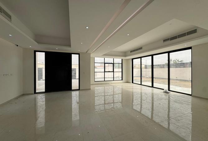 15977956 - Property Image 3