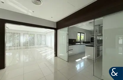 Villa - 6 Bedrooms - 7 Bathrooms for rent in Signature Villas Frond P - Signature Villas - Palm Jumeirah - Dubai