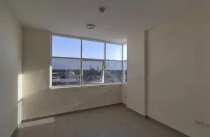 Apartment - 2 Bedrooms - 2 Bathrooms for rent in Central District - Al Ain