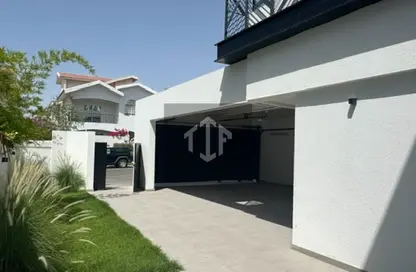 Villa - 4 Bedrooms - 4 Bathrooms for rent in Umm Suqeim 1 Villas - Umm Suqeim 1 - Umm Suqeim - Dubai