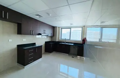 Apartment - 1 Bedroom - 2 Bathrooms for rent in Al Barsha 1 - Al Barsha - Dubai