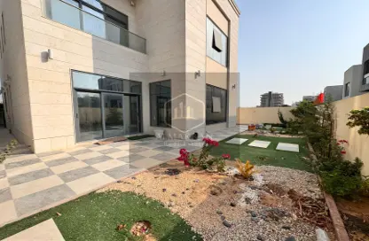 Villa - 5 Bedrooms - 7 Bathrooms for sale in Al Zahia - Muwaileh Commercial - Sharjah