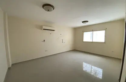 Villa - 3 Bedrooms - 4 Bathrooms for rent in Hai Al Musalla - Al Mutawaa - Al Ain