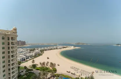 Apartment - 5 Bedrooms - 4 Bathrooms for rent in Al Hatimi - Shoreline Apartments - Palm Jumeirah - Dubai