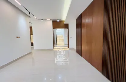 فيلا - 4 غرف نوم - 6 حمامات للايجار في مدينة خليفة - أبوظبي