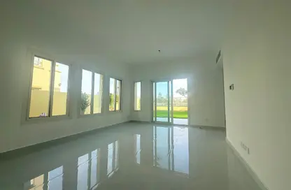 فيلا - 3 غرف نوم - 4 حمامات للايجار في الينابيع 9 - الينابيع - دبي