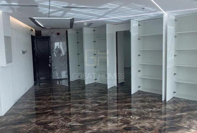 15562012 - Property Image 2