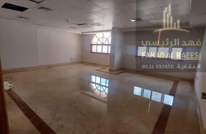 مكتب - استوديو - 8 حمامات للايجار في الراشدية 3 - الراشدية - عجمان