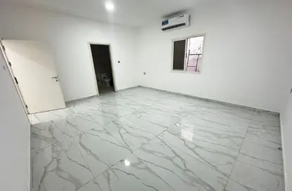 شقة - غرفة نوم - 1 حمام للايجار في مدينة شخبوط - أبوظبي