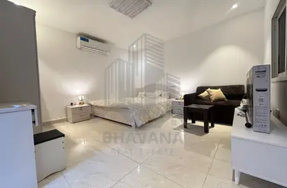 Apartment - Studio - 1 Bathroom for rent in Khalifa City A Villas - Khalifa City A - Khalifa City - Abu Dhabi