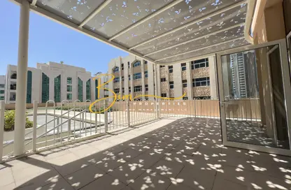 Apartment - 2 Bedrooms - 3 Bathrooms for rent in United Square - Al Khalidiya - Abu Dhabi