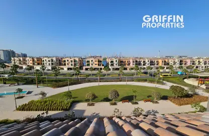 Villa - 3 Bedrooms - 6 Bathrooms for sale in Sur La Mer - La Mer - Jumeirah - Dubai