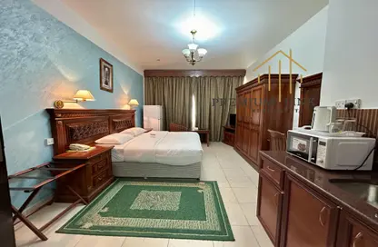 Hotel  and  Hotel Apartment - 1 Bathroom for rent in Hamdan Street - Abu Dhabi