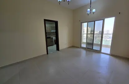 شقة - 1 حمام للبيع في قرية الاميرة - الياسمين - عجمان