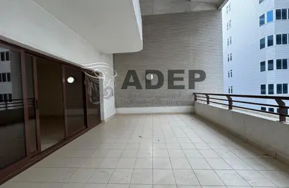 Apartment - 3 Bedrooms - 4 Bathrooms for rent in Al Khalidiya - Abu Dhabi