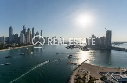 Water View image for: Apartment - 4 Bedrooms - 4 Bathrooms for rent in One at Palm Jumeirah - Palm Jumeirah - Dubai, Image 1