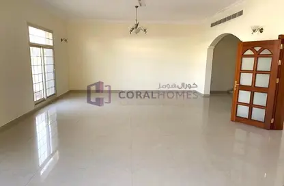 Empty Room image for: Villa - 5 Bedrooms - 5 Bathrooms for rent in Al Barsha - Dubai, Image 1