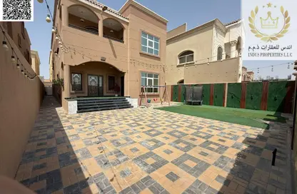 فيلا - 5 غرف نوم - 6 حمامات للبيع في 1 المويهات - المويهات - عجمان