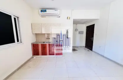 Apartment - Studio - 1 Bathroom for rent in Fire Station Road - Muwaileh - Sharjah