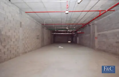محل - استوديو - 2 حمامات للايجار في بناية المطينة - المطينة - ديرة - دبي