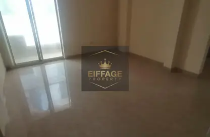 شقة - غرفة نوم - 2 حمامات للايجار في مساكن كورنيش عجمان - طريق كورنيش عجمان - عجمان
