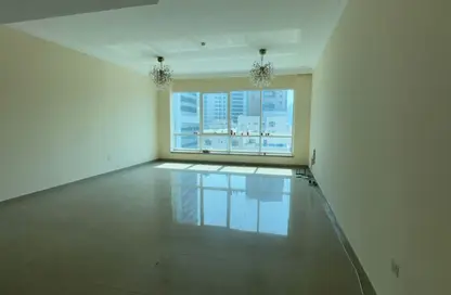 Apartment - 2 Bedrooms - 3 Bathrooms for sale in Al Majaz 3 - Al Majaz - Sharjah