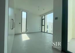 صورةغرفة فارغة لـ: تاون هاوس - 4 غرف نوم - 4 حمامات للكراء في جوي - المرابع العربية 3 - دبي, صورة 1