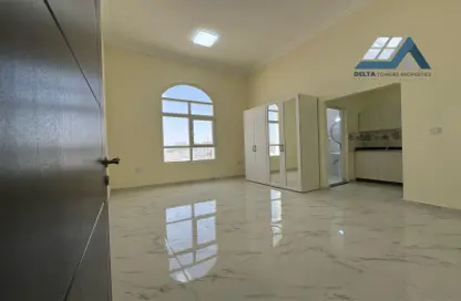 شقة - 1 حمام للايجار في مدينة الرياض - أبوظبي