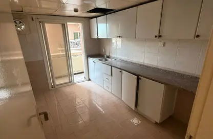 Apartment - 1 Bedroom - 4 Bathrooms for rent in Al Rashidiya 3 - Al Rashidiya - Ajman