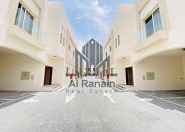 Villa - 5 bedrooms - 7 bathrooms for rent in Al Mutarad - Al Ain