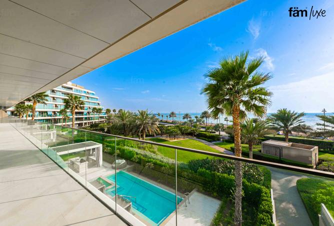 Apartment - 4 Bedrooms - 6 Bathrooms for sale in W Residences - Palm Jumeirah - Dubai