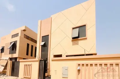 فيلا - 4 غرف نوم - 6 حمامات للبيع في حوشي 2 - حوشي - البادي - الشارقة فيلا - 4 غرف نوم - 6 حمامات للبيع في حوشي 2 - حوشي - البادي - الشارقة