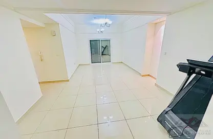 شقة - 2 غرف نوم - 2 حمامات للايجار في بناية مويليح 29 - مويلح - الشارقة