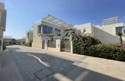 Townhouse - 4 Bedrooms - 5 Bathrooms for rent in Cluster 2 - The Sustainable City - Dubai