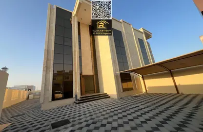 فيلا - 5 غرف نوم - 7 حمامات للبيع في السيوح 1 - السيوح - الشارقة