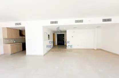 Duplex - 2 Bedrooms - 3 Bathrooms for rent in Building D - Al Zeina - Al Raha Beach - Abu Dhabi