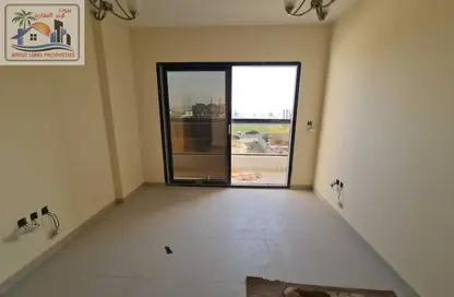 Apartment - 1 Bedroom - 2 Bathrooms for rent in Hoshi 1 - Hoshi - Al Badie - Sharjah