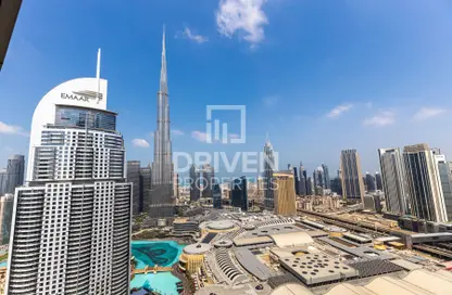 Apartment - 3 Bedrooms - 3 Bathrooms for sale in Boulevard Point - Downtown Dubai - Dubai