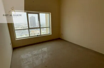 Apartment - 2 Bedrooms - 2 Bathrooms for rent in Tower C1 - Ajman Pearl Towers - Ajman Downtown - Ajman