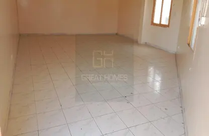 سكن عمال - استوديو - 8 حمامات للايجار في سونابور - المحيصنة - دبي