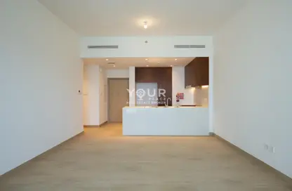 Apartment - 2 Bedrooms - 3 Bathrooms for sale in La Rive - Building 2 - La Mer - Jumeirah - Dubai