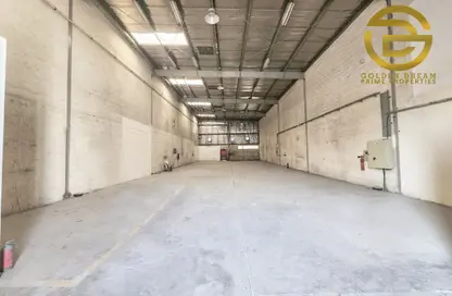 Warehouse - Studio - 1 Bathroom for rent in Al Qusais Industrial Area 5 - Al Qusais Industrial Area - Al Qusais - Dubai