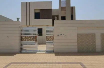 Duplex - 7 Bedrooms - 7+ Bathrooms for rent in Seih Al Uraibi - Ras Al Khaimah