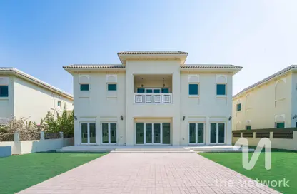 Villa - 4 Bedrooms - 5 Bathrooms for sale in Quortaj - North Village - Al Furjan - Dubai
