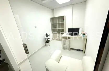 Office Space - Studio - 1 Bathroom for rent in Silver Home Building - Hor Al Anz - Deira - Dubai